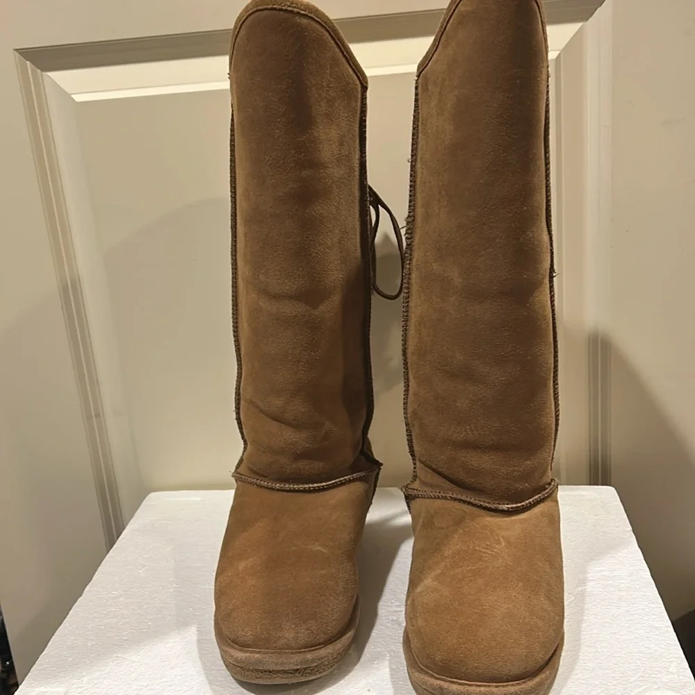 Checklist womens crisscross ties back suede Sherpa faux fur lined boots size 7